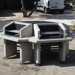 BARBECUE COLLECTIF 4 FOYERS