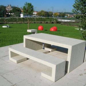 TABLE & BANQUETTES MATEO