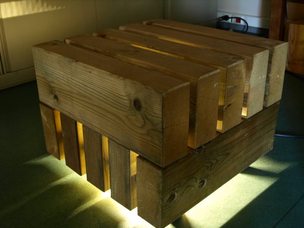 Pouf en bois – Image 2